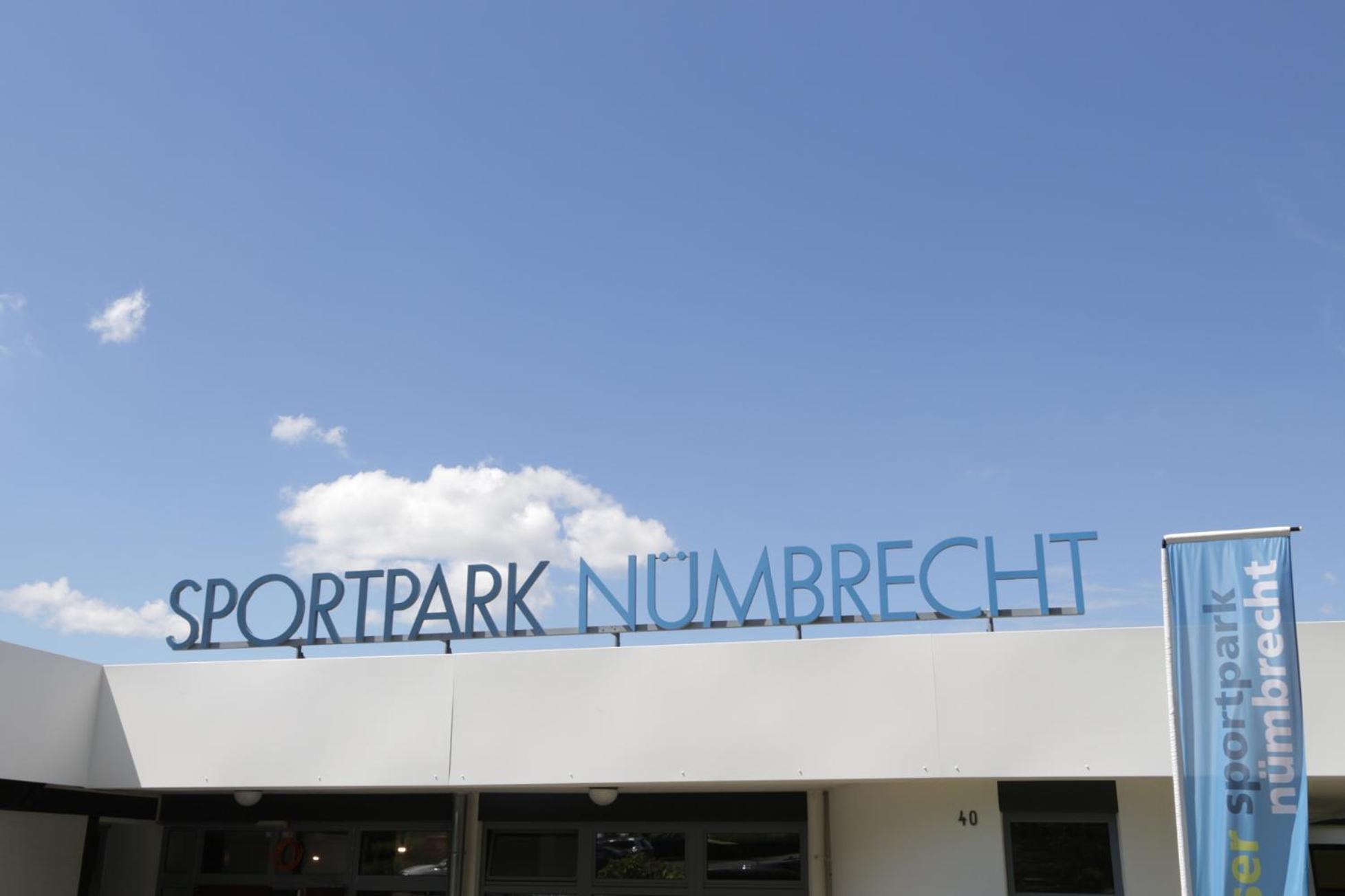 Gaestehaus Sportpark 뉨브레히트 외부 사진